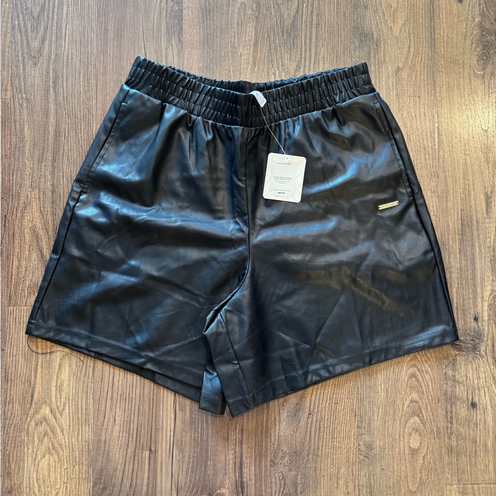 Fabletics NWTs Vegan Leather High Waisted Shorts Black - Picture 5 of 7